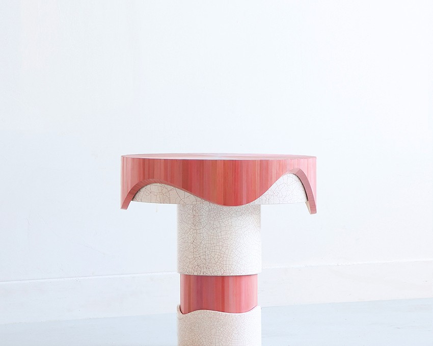 Jallu Ébénistes Flow Table Drip Pink in cracked lacquer and straw marquetry available through RUNE, New York